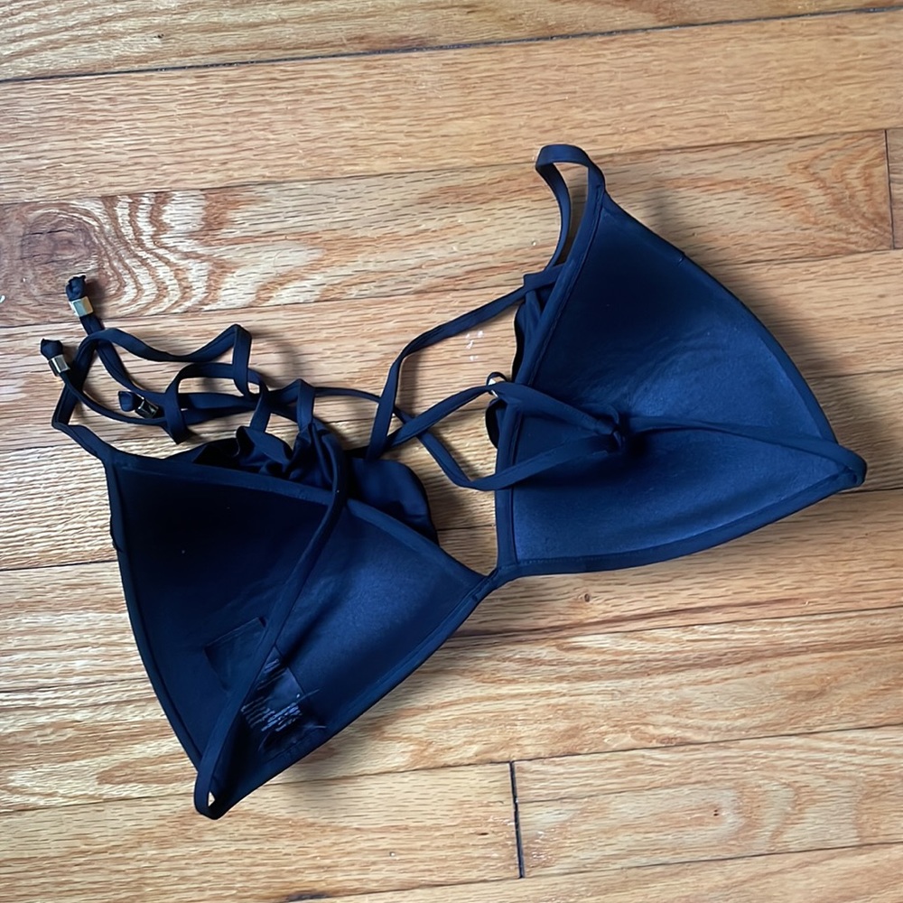Black Ruffled H&M Bikini Top - Picture 6 of 9